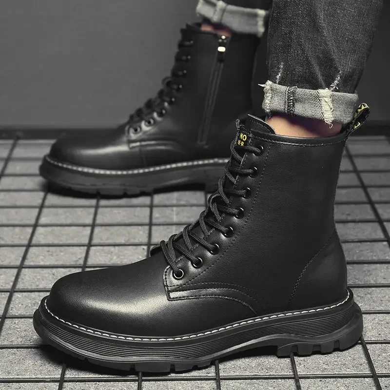 Scarpe in pelle da uomo Stivali casual da uomo con suola spessa nera Punta tonda Spedizione gratuita 2025 Calzature di tendenza Offerta Pu