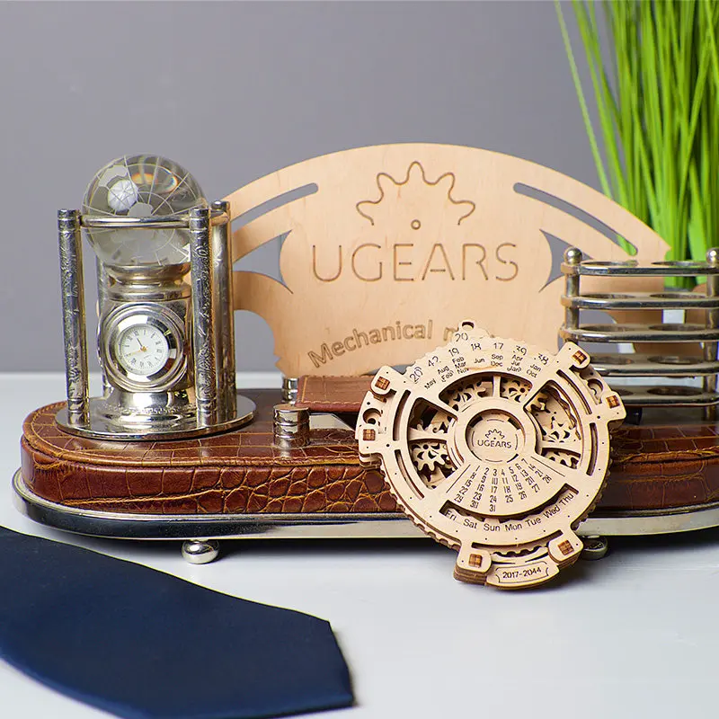 Wooden 3D Puzzle for Kids Adults Perpetual Calendar DIY Assembly Model Kit Decor Gear Desk Wall Calendar Gift for Hobbyists