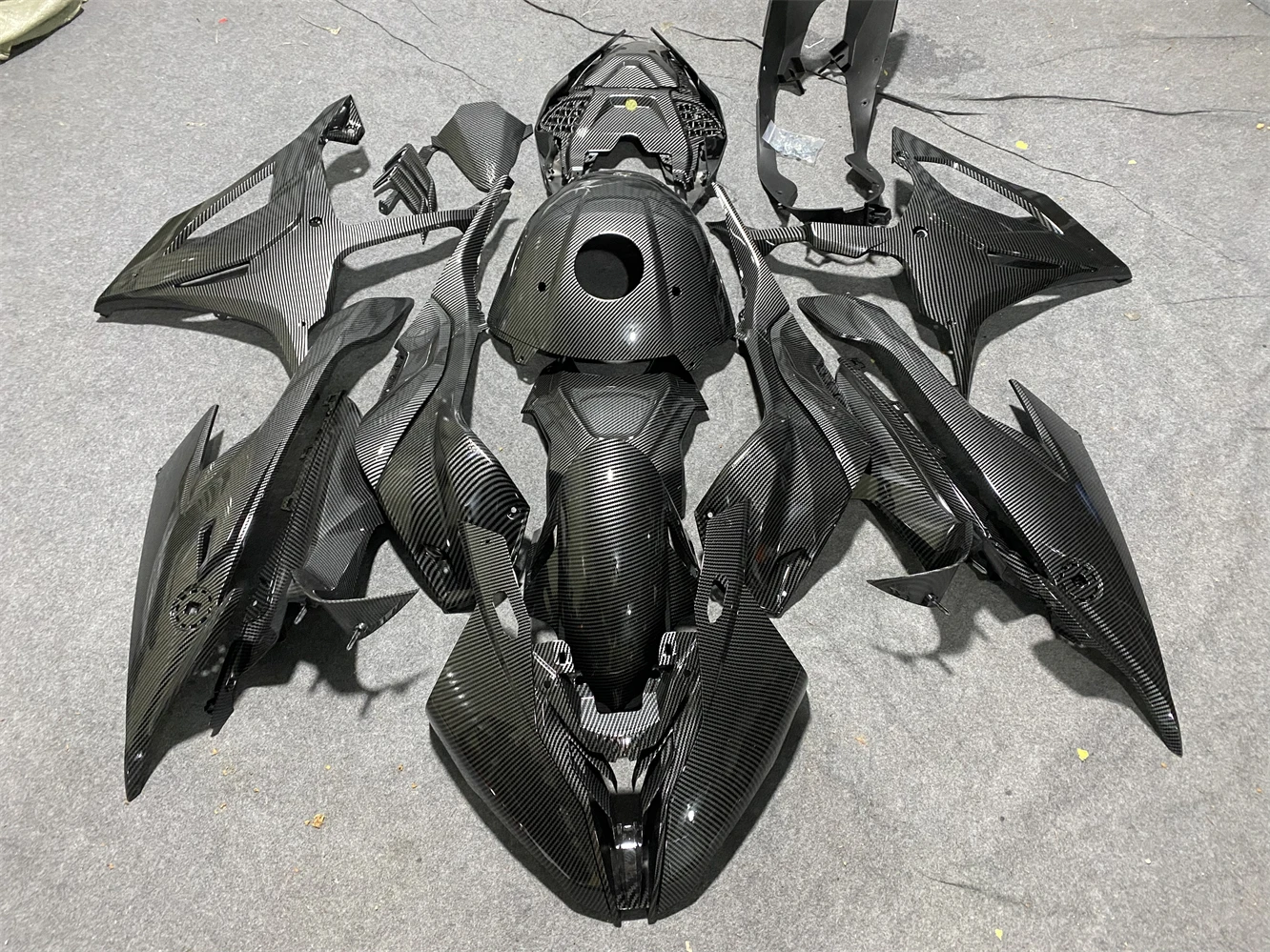 

Обтекатель мотоцикла подходит для S1000RR 2019 2020 2021 2022 S1000 19 2021 22-летний обтекатель кузова, окрашенный из углеродного волокна