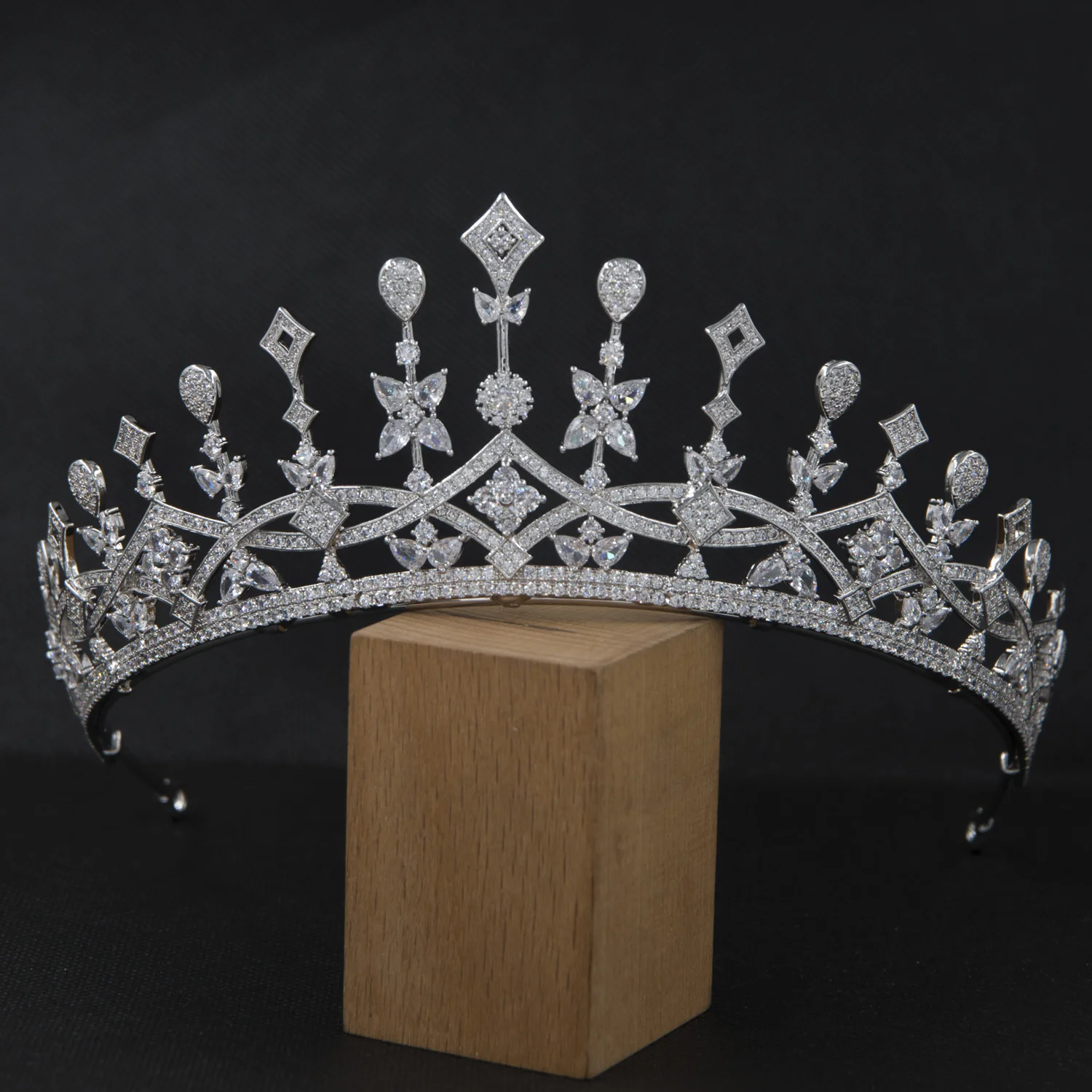 New Cubic Zirconia Bridal Crown CZ Diadem Princess Tiaras Birthday Party Headpiece Wedding Hair Accessories CH10474