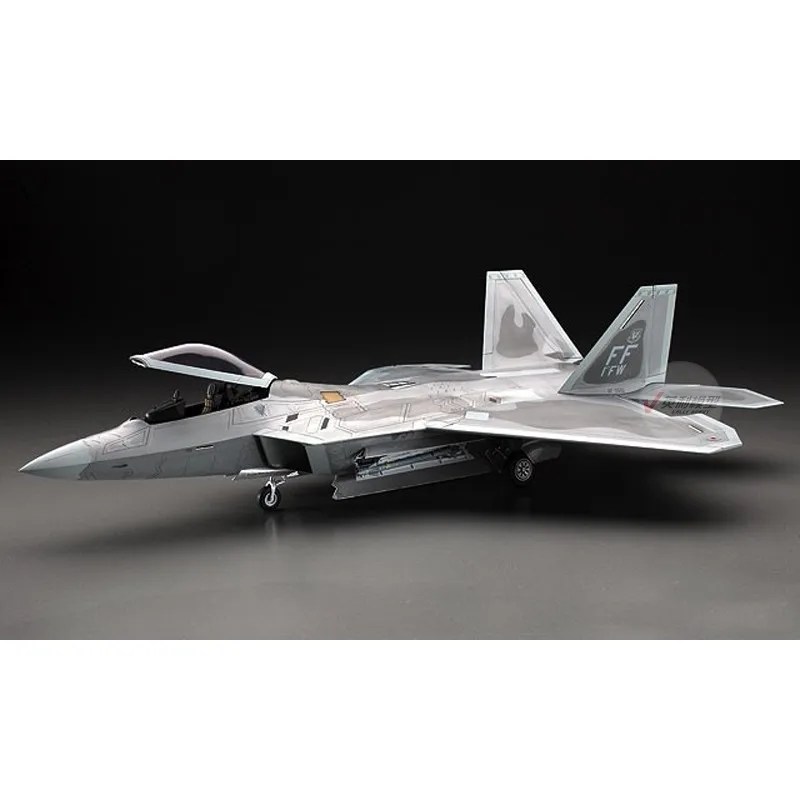 Hasegawa 07245 static assembled model toy 1/48 scale For American F-22 "Raptor" stealth fighter model kit