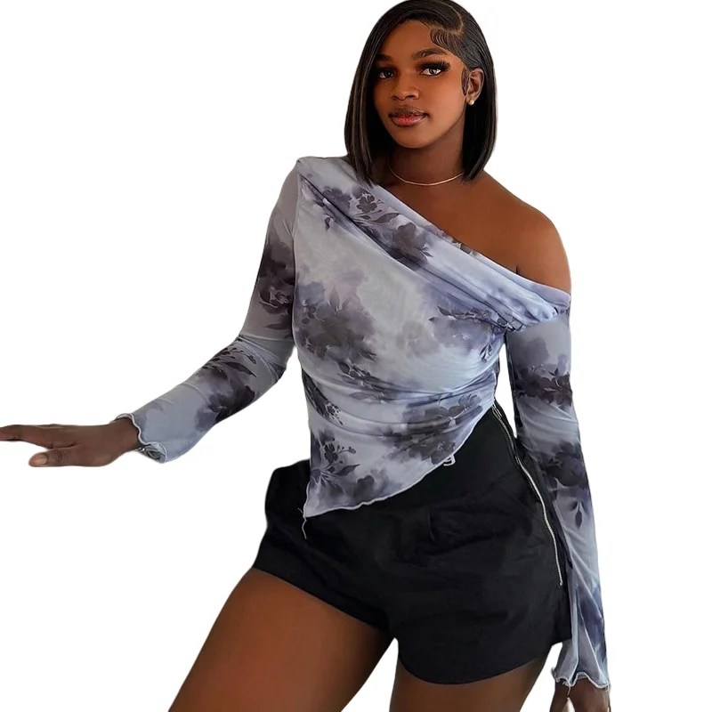 Onregelmatige T-shirttopjes met tie-dyed bloemenprint voor dames, diagonale kraag, lange mouwen