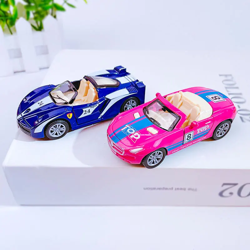 合金コンバーチブルスポーツカーおもちゃキーホルダーペンダントかわいいミニシミュレーションレーシングカープルバック車グライディングカー少年の誕生日プレゼント