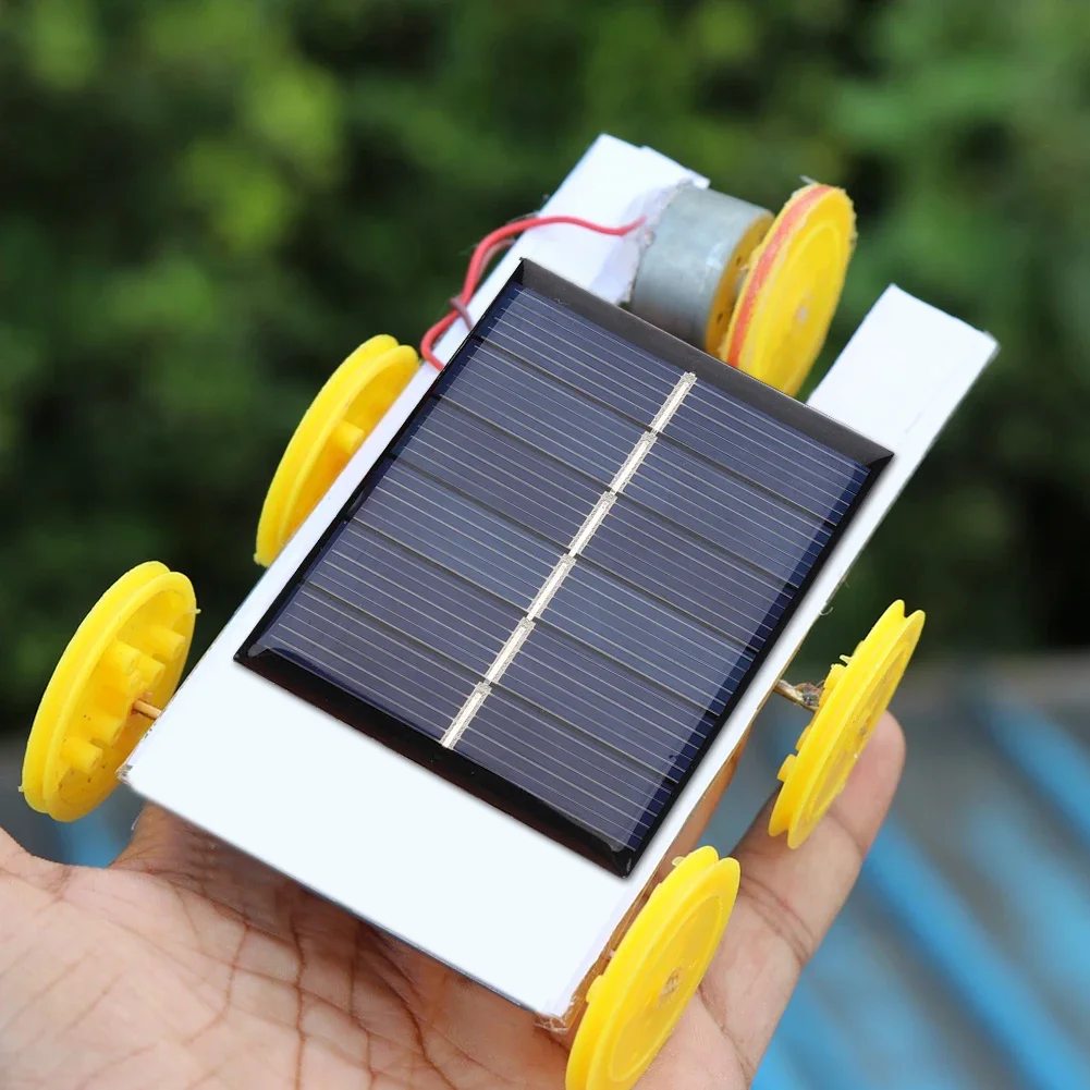 0.55W 3V Small Solar Panel DIY Solar Battery Charger Mini Polycrystalline Solar Cells Photovoltaic Cells Charger for Solar Light