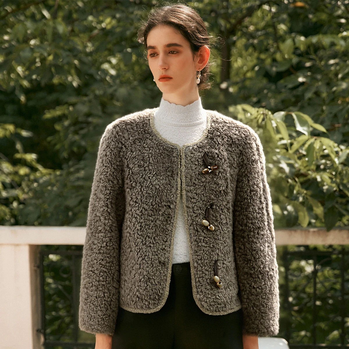 OLrain 빈티지 인조 모피 코트 여성용 2025 겨울 신상 패션 슬라우치 시어링 코트 싱글 브레스티드 여성 상의 GO57DP002553