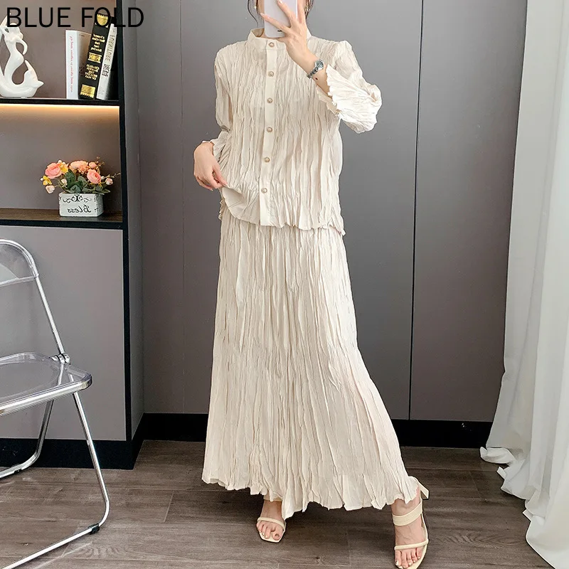 

Miyake Pleated Set for Women New Summer 2025 Elegant and Refined Heavy Work Slim Fit Round Neck Shirt Skirt Two Piece Set