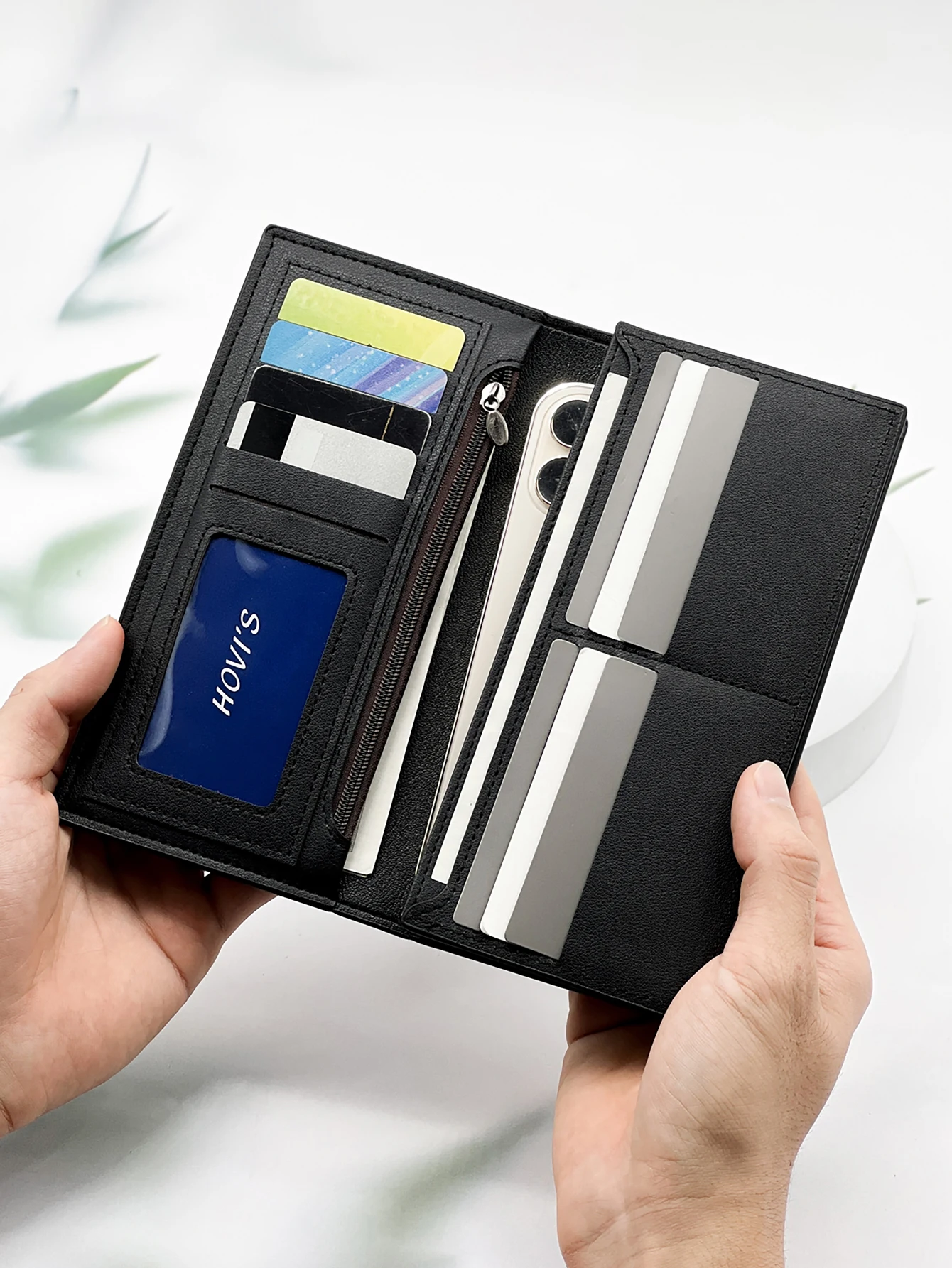 

Stylish Vintage Men's Long Wallet - Elegant Zipper Wallet for Suits | Fashionable Retro Long Wallet for Men