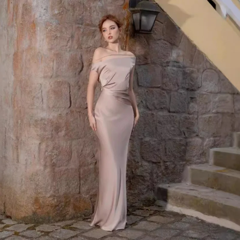 

French Style Design Dress Summer New European and American Asymmetrical Shoulder Waist-Cinching Slimming Bodycon