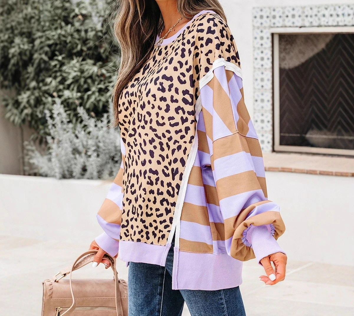 بلوفر جديد لخريف 2025 برقبة دائرية وأكمام طويلة سترة نسائية عصرية بطبعة الفهد