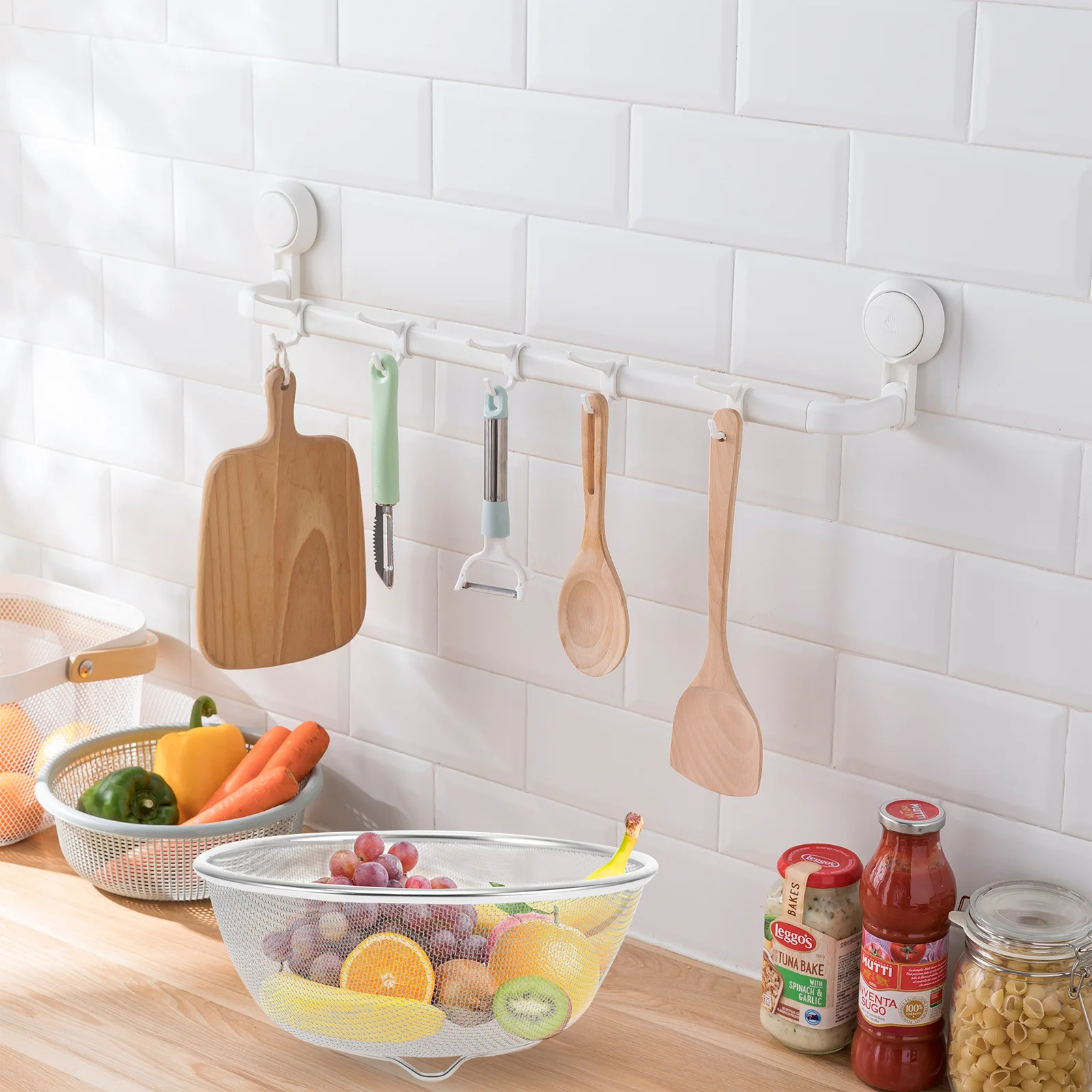

Single 18cm Stainless Steel Fine Mesh Strainer Kitchen Tool Rice Filter Oil Sieve Vegetable Drainer Metal Strainer