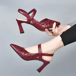 Sandalias de punta estrecha para mujer, zapatos de tacón de bloque, calzado de tacón alto rojo para exteriores, verano 2024