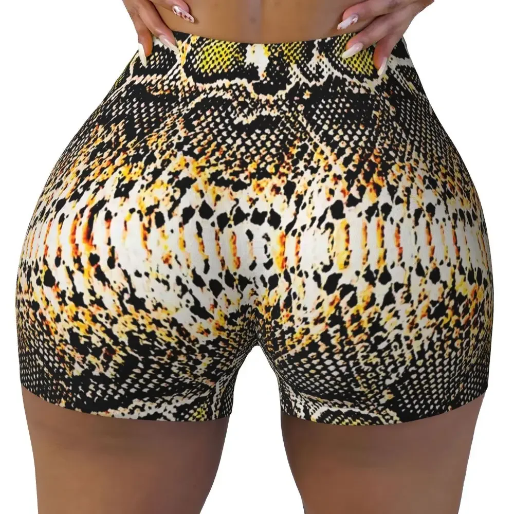 Pantalones cortos de entrenamiento para correr con estampado de piel de serpiente personalizados, pantalones cortos de Yoga atléticos para gimnasio con textura Animal de piel de serpiente para mujer