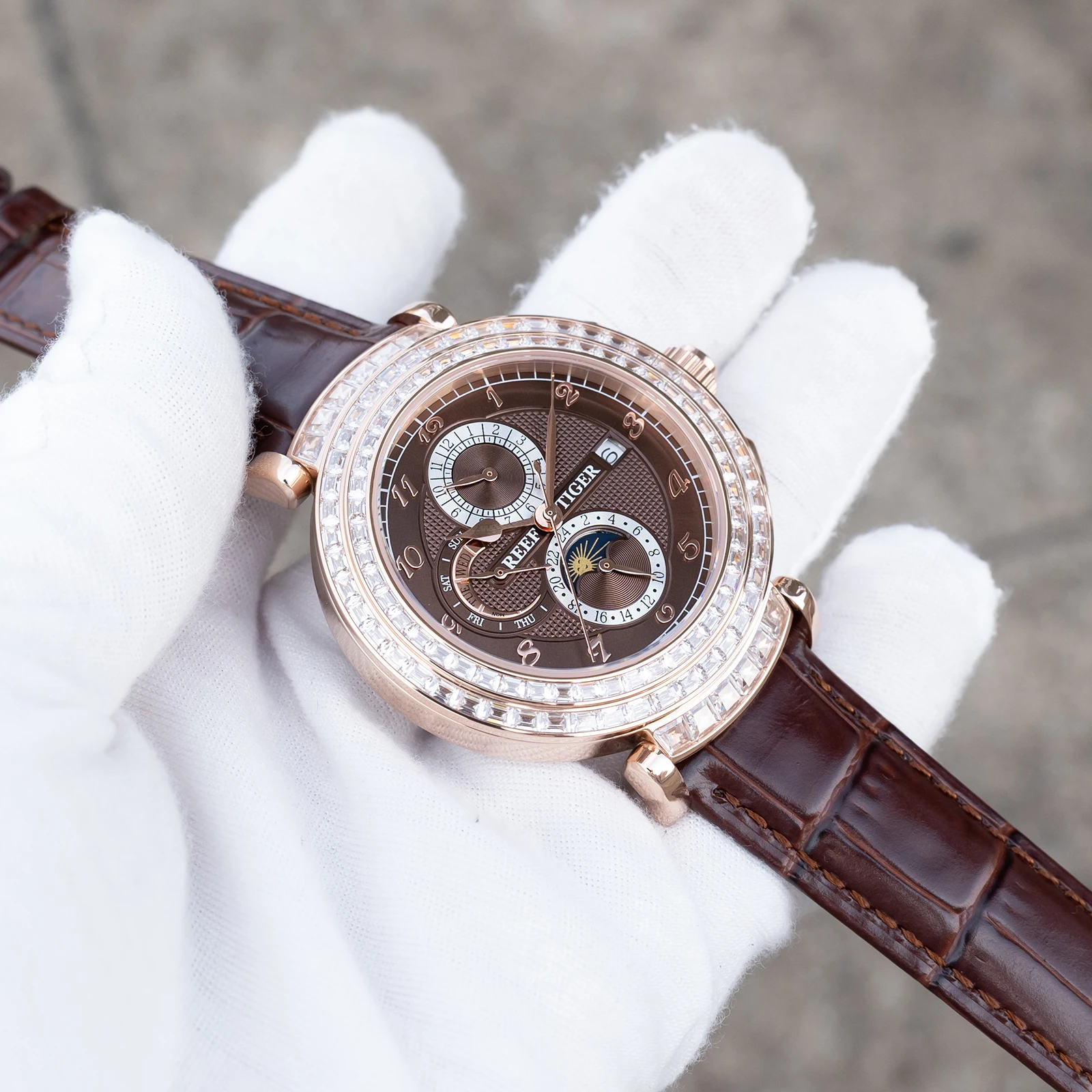 Reef Tiger RT Men's Rose Gold Date Mechanical Watch Elegant Diamonds Leather Strap 24 Hour Moonphase Automatic Timepiece RGA19S3