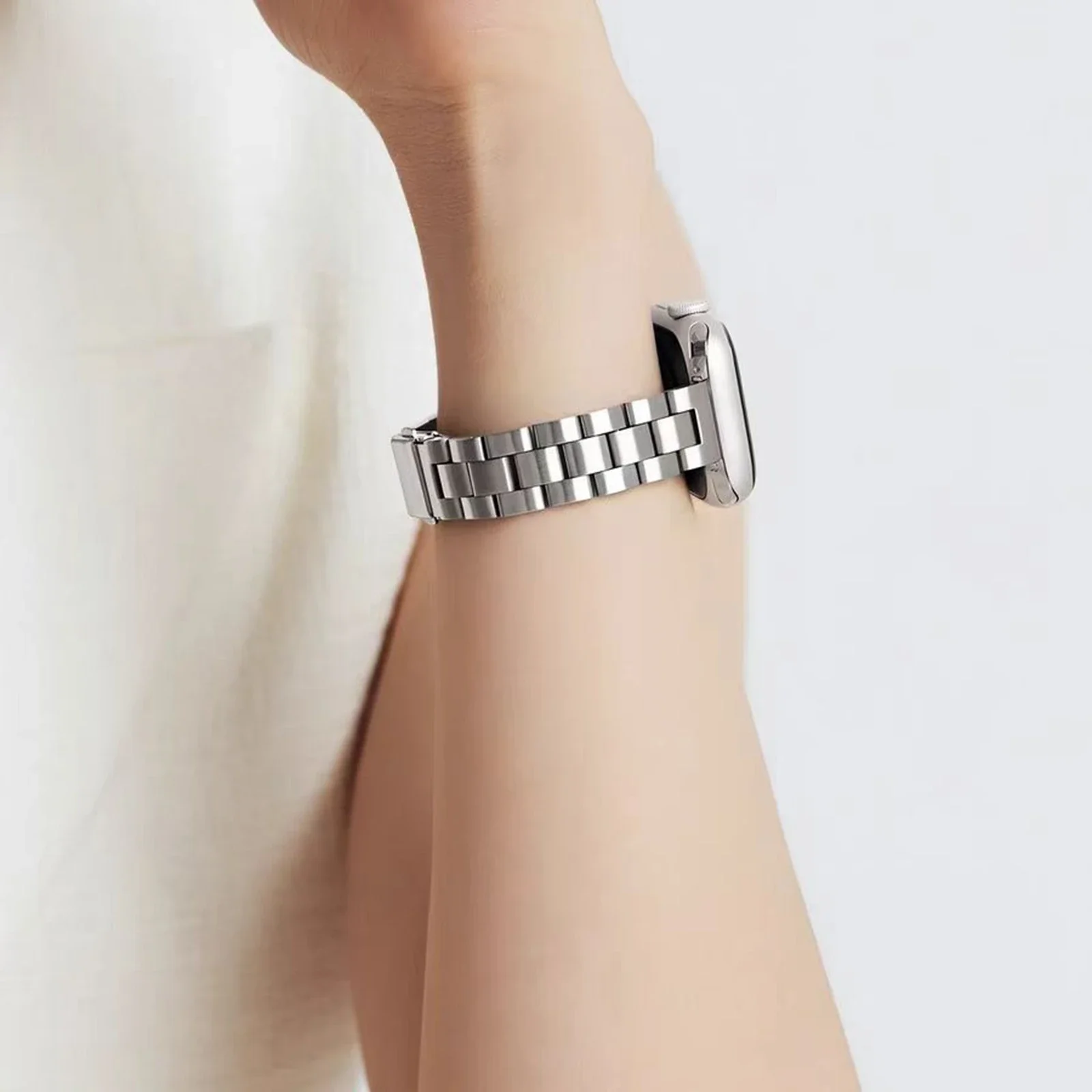 حلقة سوار أنيقة رفيعة من الفولاذ المقاوم للصدأ لساعة Apple Watch Band للنساء Correa Thin لحزام iwatch