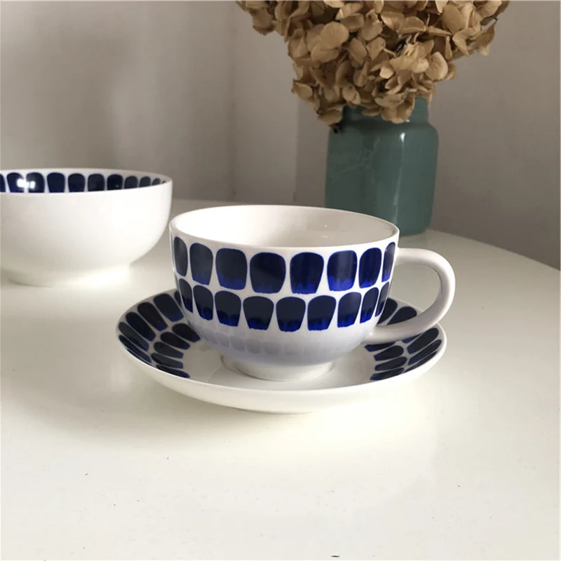 Einfache Keramik Kaffee Set Tasse Untertasse Französisch Stil blau Restaurant Tee tassen Haushalt Frühstück Milch Joghurt Tassen