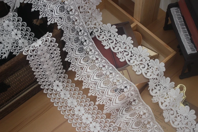 Embroidered Flower Lace Fabric Applique, Polyester Sewing Craft, White and Black, Net Lace Trim, Clothes, 2 Yards/Lot