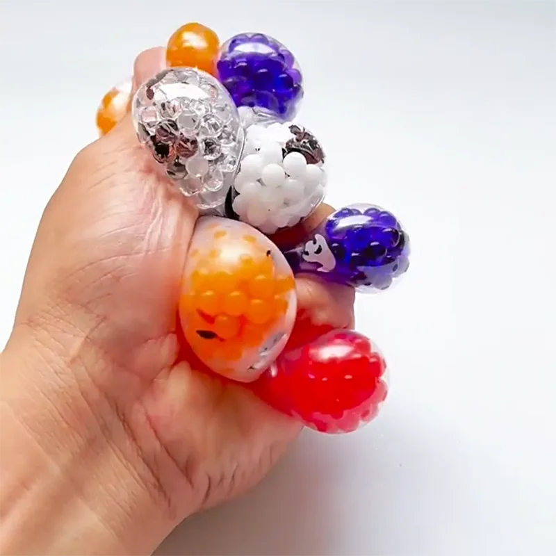 Mini Halloween Stress Ballen 3.5 cm Squishy Zintuiglijke Fidget Speelgoed voor Kinderen & Volwassenen Anti-Angst Relief Feestartikelen Geschenken