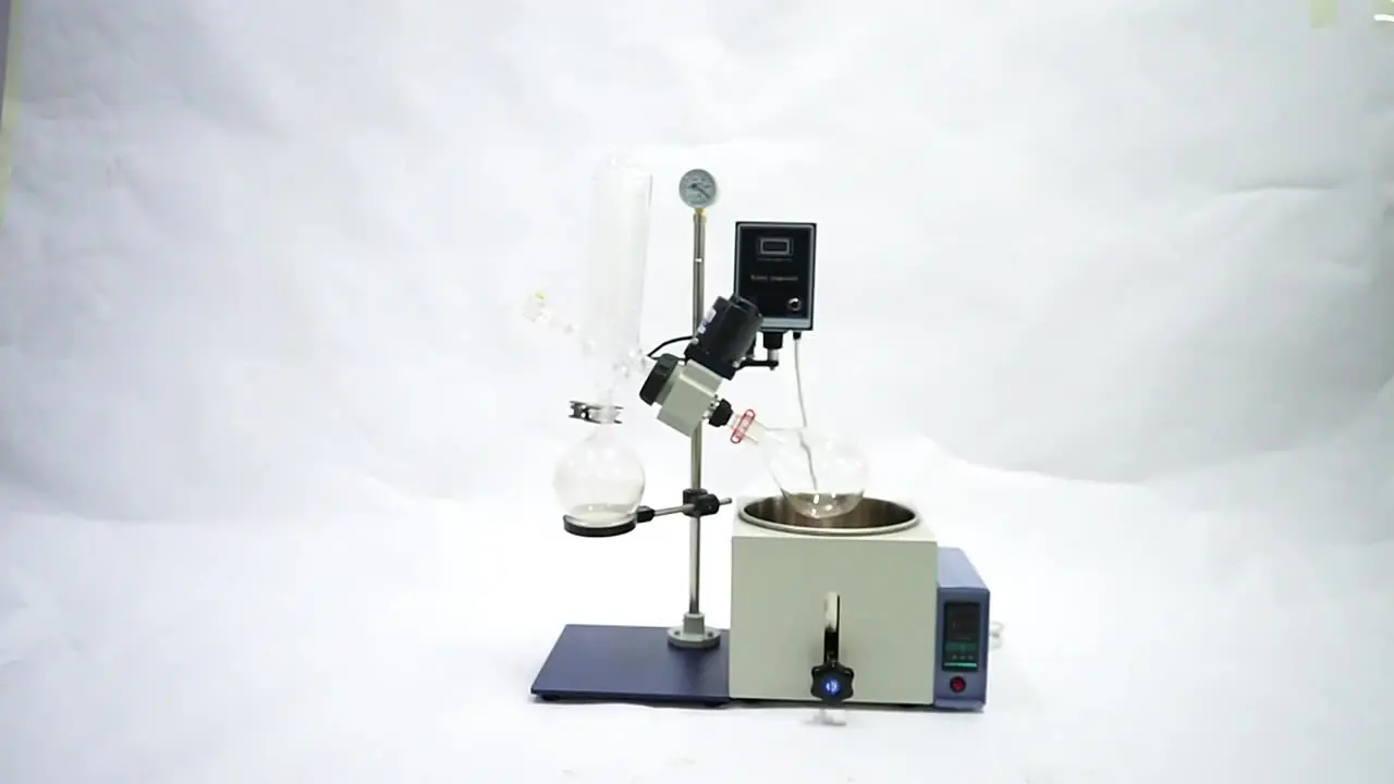 

Explosion Proof 2l Small Rotary Evaporation Equipment re-2 Rotary Evaporator With Chiller And Vacuum Pump