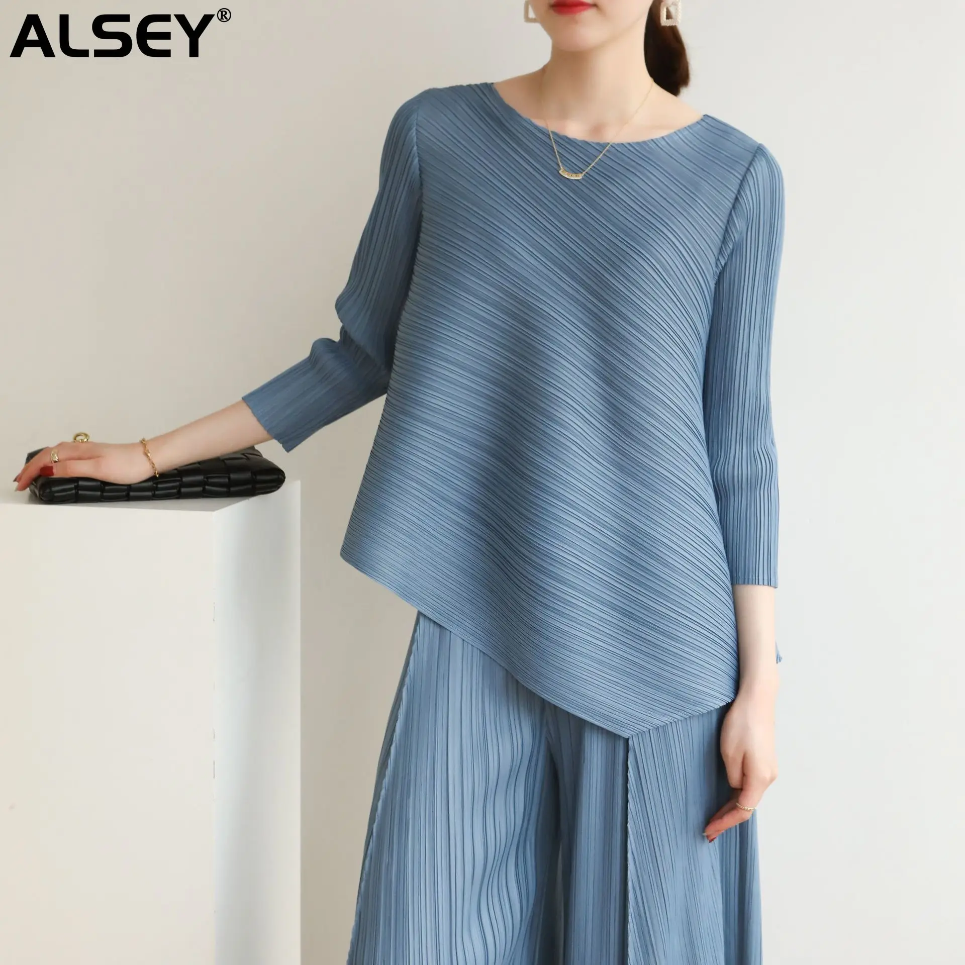 

ALSEY Miyake Comfortable Ins Style Tops Jacket Fall and Spring New High-end Pleated Loose Personality Fashion T-shirt