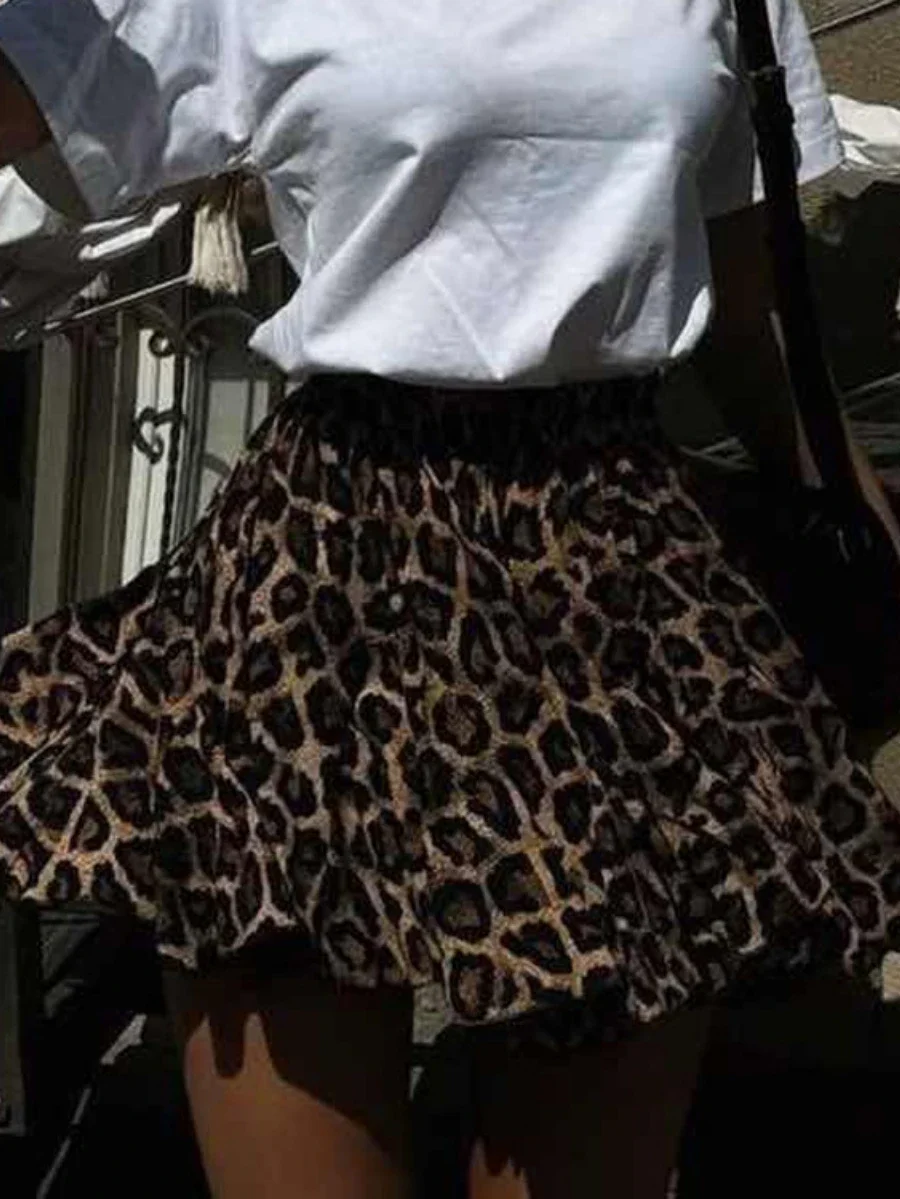 Wolfeel Falda corta con estampado de leopardo para mujer, falda Sexy a la moda, holgada, Retro, nueva banda elástica, faldas adelgazantes versátiles