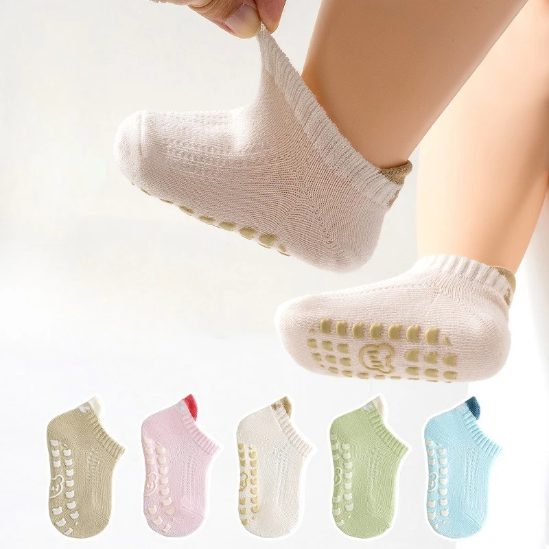 Newborn Infant Floor Socks Cute Cartoon Anti Slip Boys Girls Short Socks Spring and Autumn Cotton Breathable Walking Socks 0-3Y