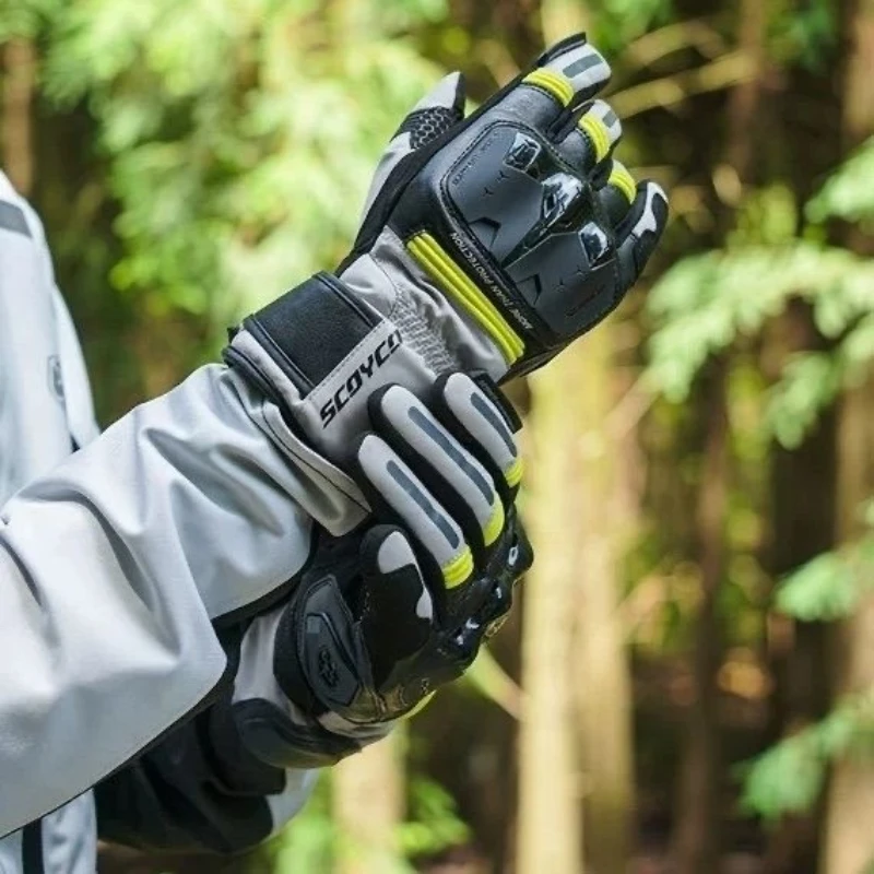SCOYCO Motorcycle Gloves Winter Warm Full-finger Motocross Gloves Waterproof Windproof Anti-fall Abrasion Resistant Biker Gloves