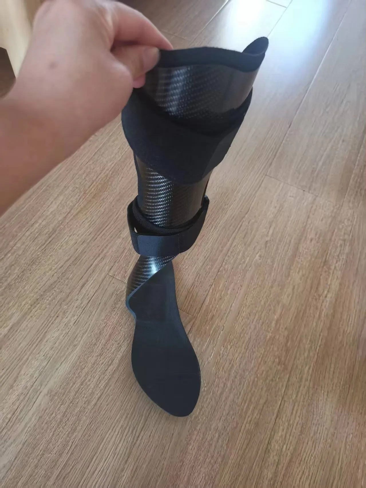Carbon Fiber Drop Foot Ankle Brace - Lightweight Medical Orthosis for Stroke Rehab & Clinic Supplies