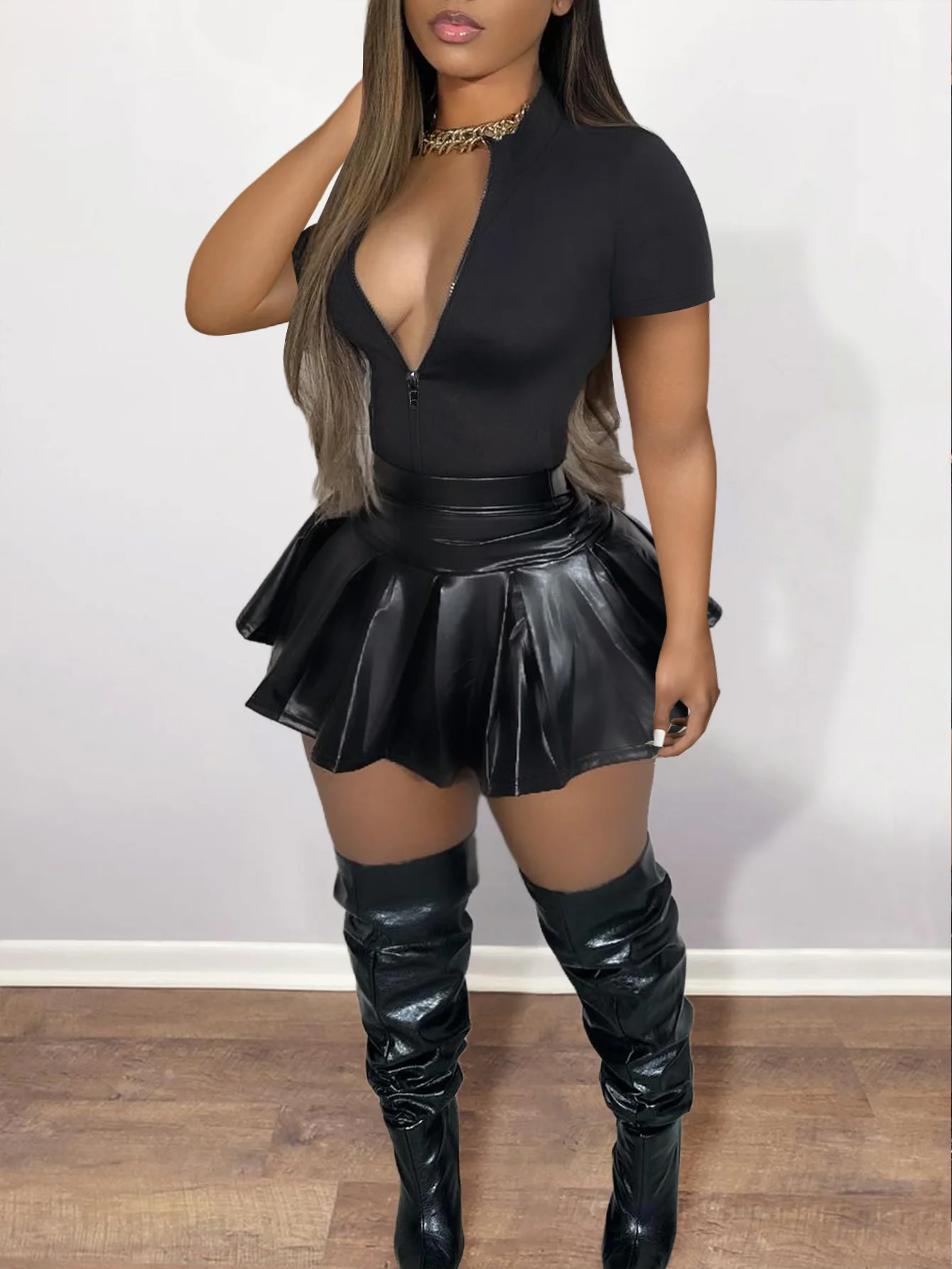 LW Sexy skirt sets Plus Size women clothing Zipper Design sleeve short T-shirt + Faux Leather Pleated Skirt Set women matching