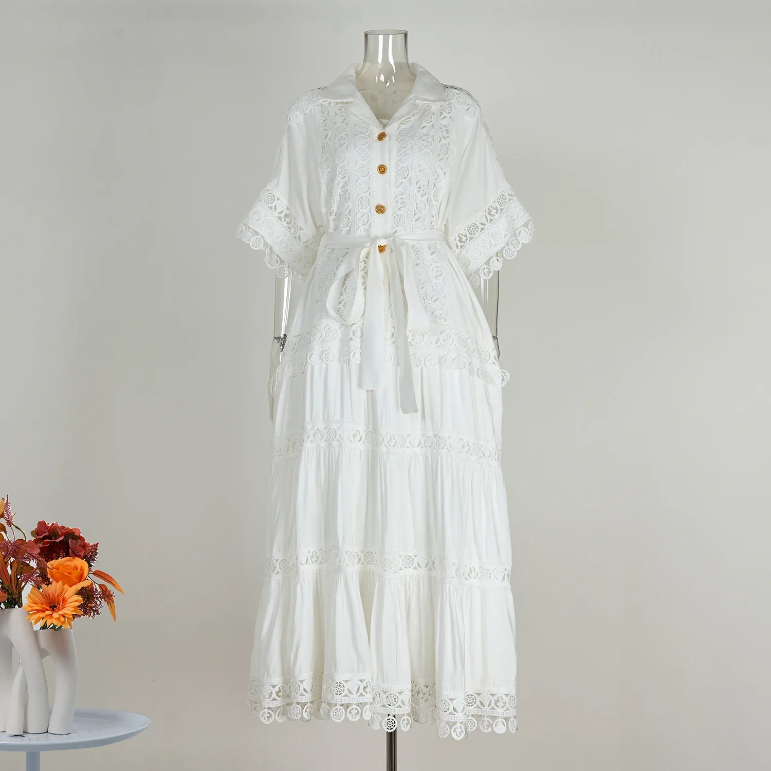 ชุดเดรสยาว Maxi เสื้อผู้หญิง 2025 ฤดูร้อนวันหยุดลูกไม้เย็บปักถักร้อยผ้าฝ้ายหลวมขนาดใหญ่ Hollow OUT ชุดแต่งงานสีขาว