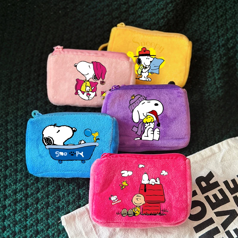 

Snoopy Plush Wallet Portable Drop Resistant Small Coin Purse Cute Cartoon Pattern Keychain Coin Wallet Children's Birthday Gift