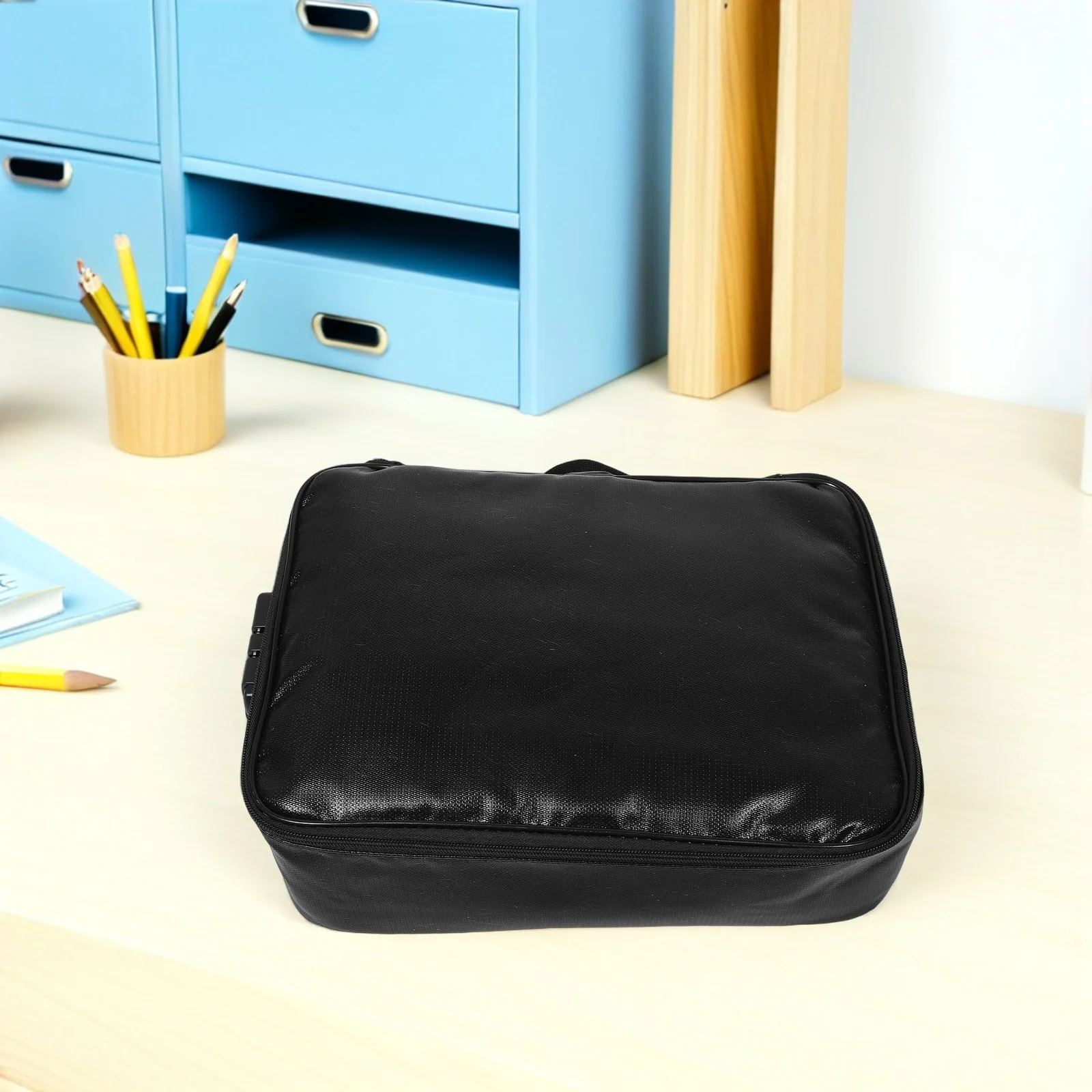 Tas Dokumen Tahan Api Hitam Kapasitas Besar Pengatur File Dengan Kunci Kotak Penyimpanan Sertifikat Tahan Air Untuk Paspor Uang Tunai