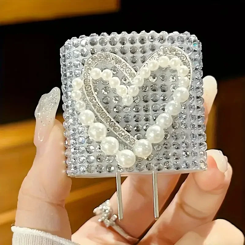 Luxury Sparkle 3D Love Heart Diamond Set Charger Cover For IPhone 11 12 13 14 15 18W-20W Charge Protection Cover Charger Sleeve