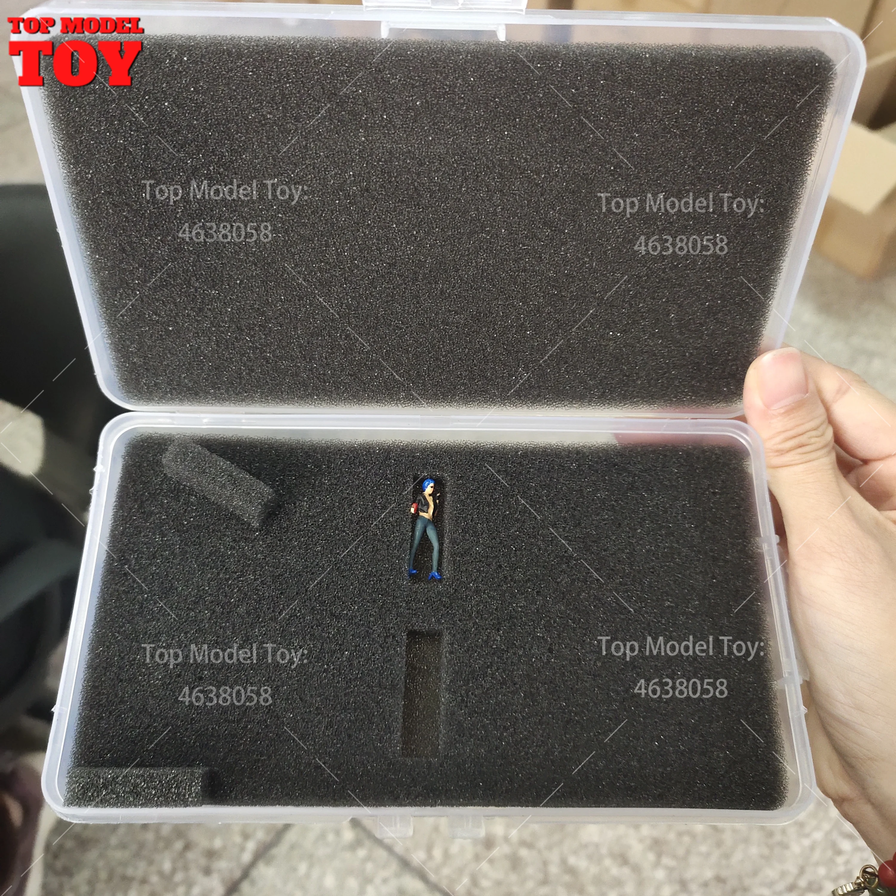 

1/64 Scale Dolls Specific Storage Plastic and Sponge Box Male Female Scene Props Figures Collection Display Box For Vehicle Toy