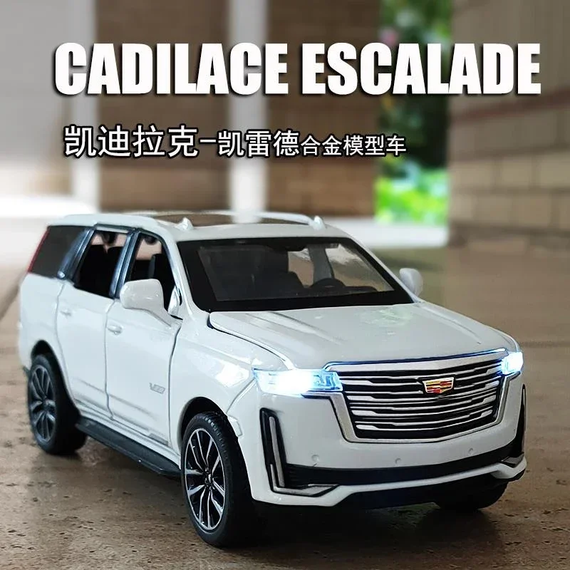 Cadillac Escalade-coche todoterreno de aleación de Metal fundido a presión, modelo de coche, luz de sonido, colección de juguetes, exhibición, adornos decorativos, A820, 1:32