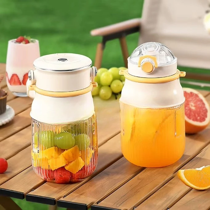 Portable fresh fruit cup rechargeable USB fruit smoothie shaker blender bottled juicer with self-cleaning function