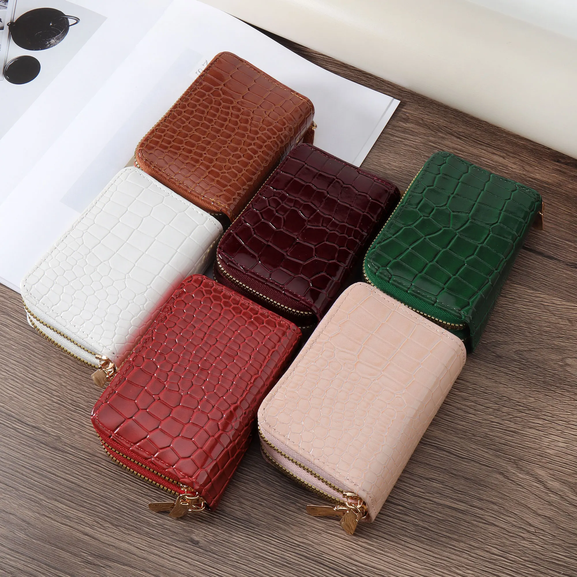 Women's Minimalist Short Wallet Zipper Around Casual Clutch Purse, Versatile Card Bag