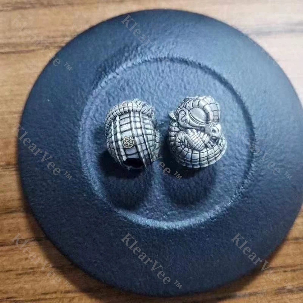 الإبداعية الأبيض النحاس تمساح صغير سكين حبة أداة خارجية ملحق Paracord المنسوجة قلادة المفاتيح DIY بها بنفسك على ظهره سحر