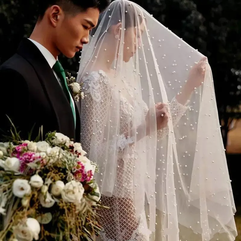 ไข่มุกสีขาวงาช้างยาวผ้าคลุมหน้าเจ้าสาวด้วยหวี One Layer Cathedral Wedding Veil ไข่มุก Velos de Noiva ลูกปัดคริสตัล 3 เมตร