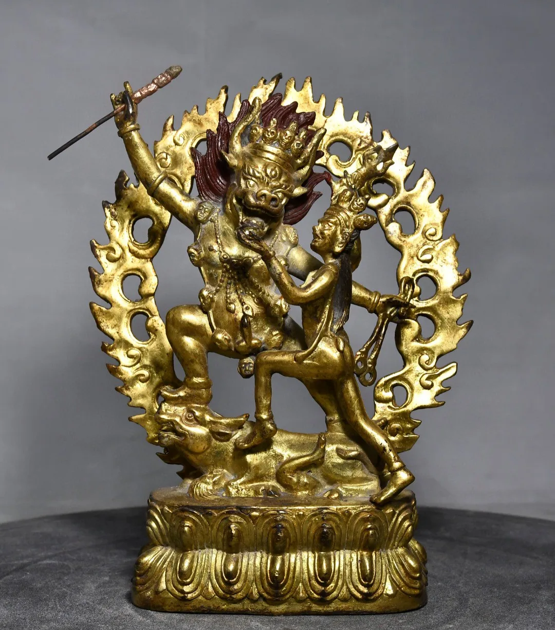 Nepal Tibetan old brass gilded Ming Wang Princess Happy Buddha ornaments home Buddhist supplies 21cm