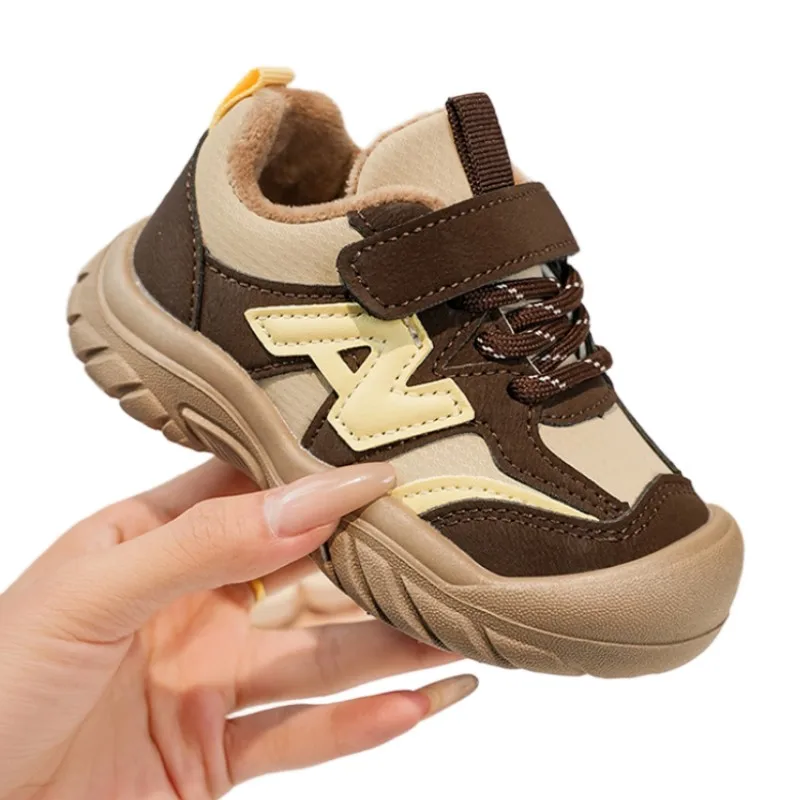 

Children's sports shoes girls' moral training shoes 2025 winter new Baby shoes boys' soft sole thin velvet warm casual shoes