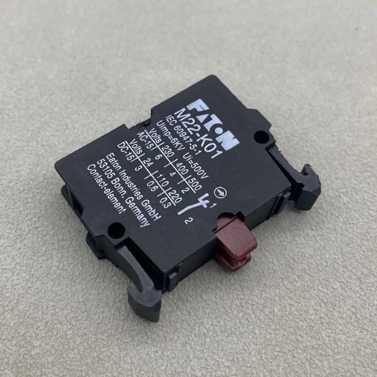 

M22-K01 216378 NZM auxiliary contacts are suitable for NZM14, LZM13, PN13, N14 with screw terminals