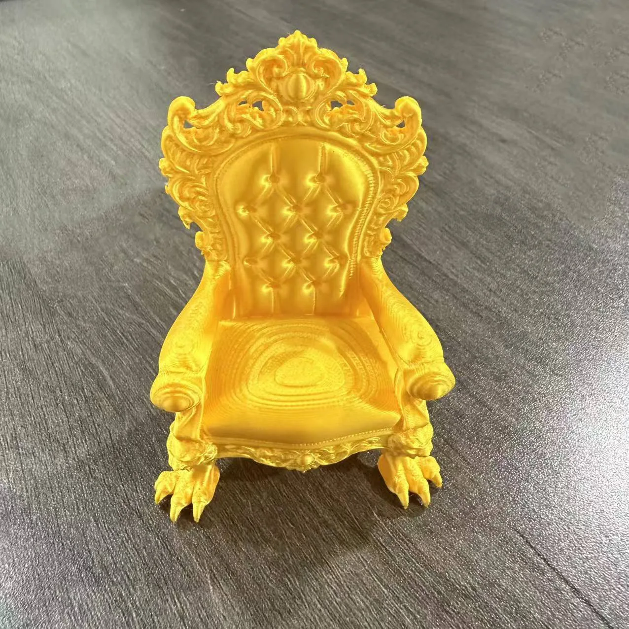 1-Piece Luxury Throne Model – Gothic Style – Dark Brown/Black with Gold Accents – Stable Base – Suitable for Desktop, Game Room, Office, Cinema Decoration – Medieval King/Queen Seat – Collectible Doll Display Stand – Home Decor Highlight Item - view 5