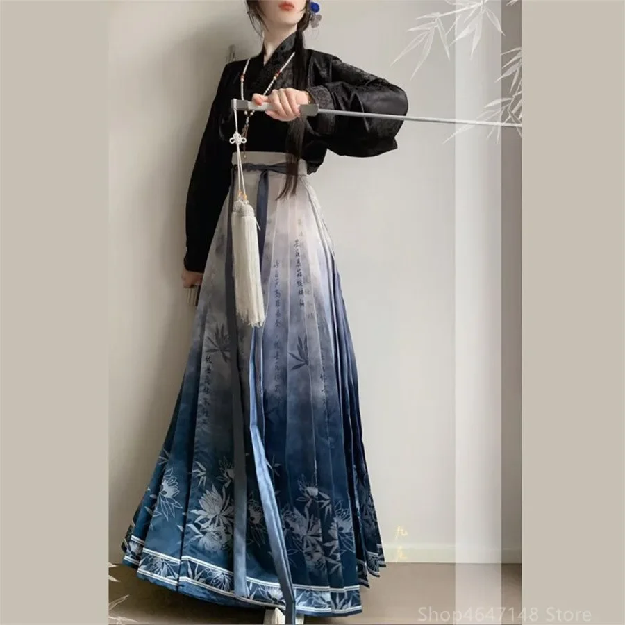 

2025Jupe Hanfu de Style chinois, Costume de la dynastie Mamianqun Ming, tissage doré ou imprimé, jupe visage de cheval