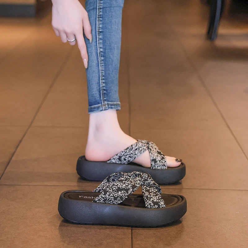 Cute Shark Shape Slippers Unisex Fashion Soft Thick Sole Slides Non Slip Quick Drying Indoor Outdoor Beach Shower Casual Shoes