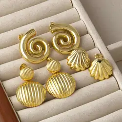 FLOLA Gold Plated Conch Earrings For Women Polished Shell Ear Studs Simple Jewelry Gifts ersa092