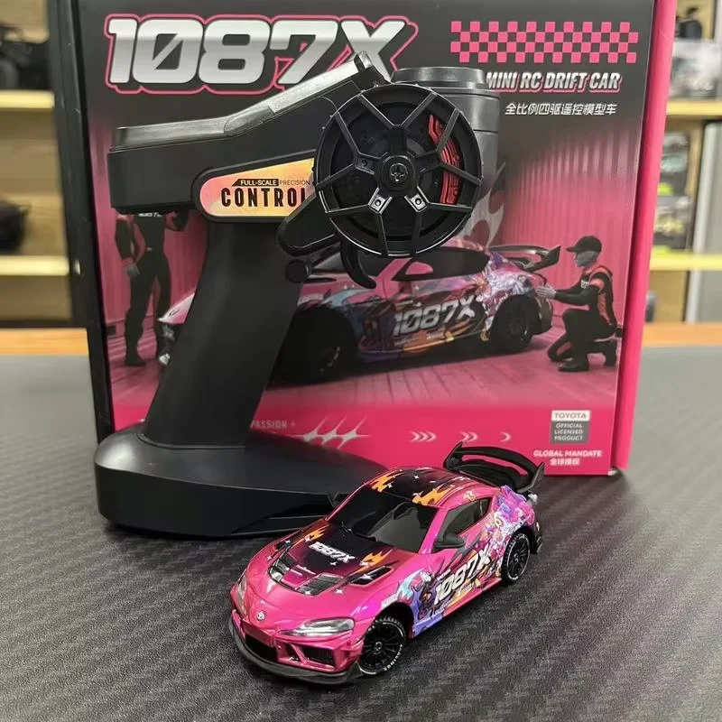 1:43 Supra 1087X RC Drift Car Diecast Metal Body Gyro 4WD Full Proportional Mini RC Vehicle Static Grade Model for Collectors