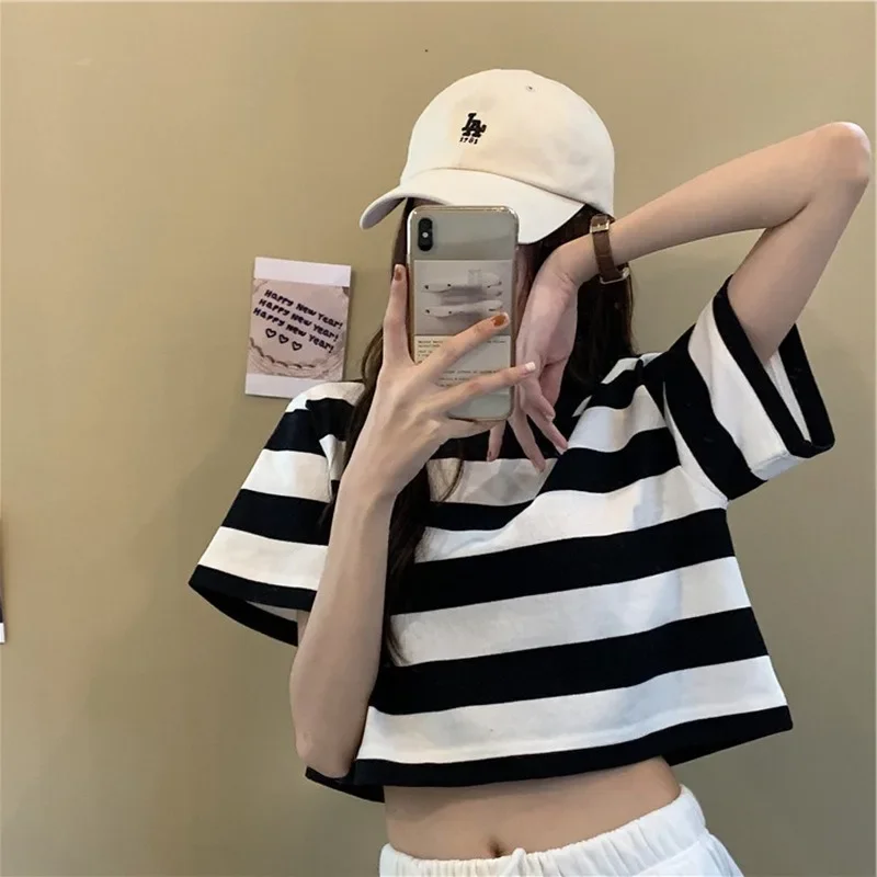 

New Women Classic Black White Striped Crop Tops Summer Casual T Shirts O Neck Short Sleeve Tees Chic All-Match Bottoming Shirts