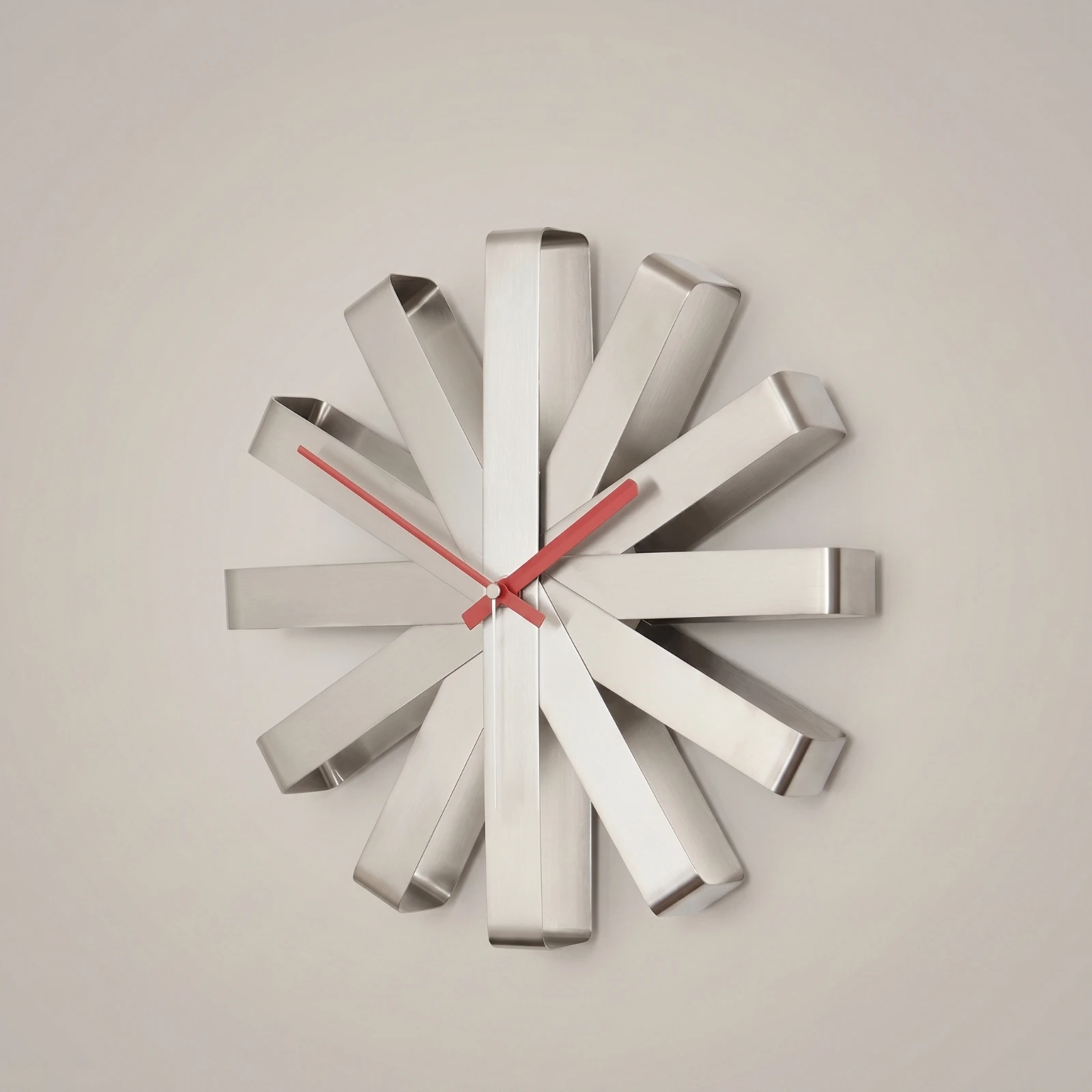 Radiant Wall Clock Minimalist Radiant Wall Clock Timepiece Decorative Functional for Living Room, Office