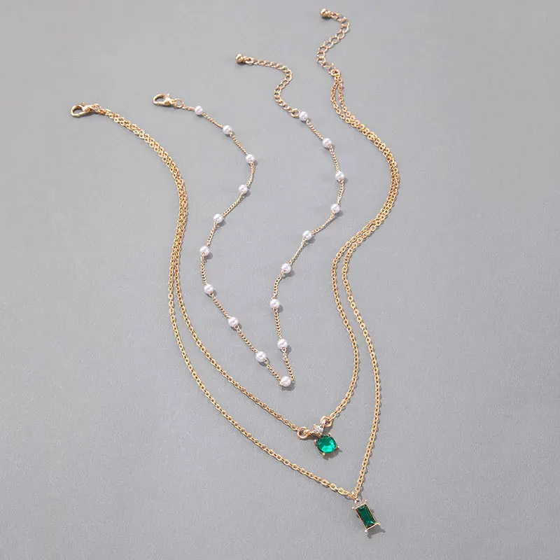 Korean Version Of Girls Fashionable Necklaces Simple Crystal Pearls Multi Layer Necklaces High End Design Sense Wholesale Women