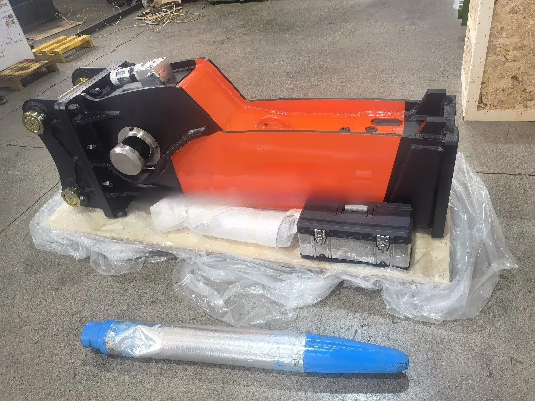 High Frequency Small Hydraulic Breaker Compact Tool For Narrow Area Demolition Construction Site